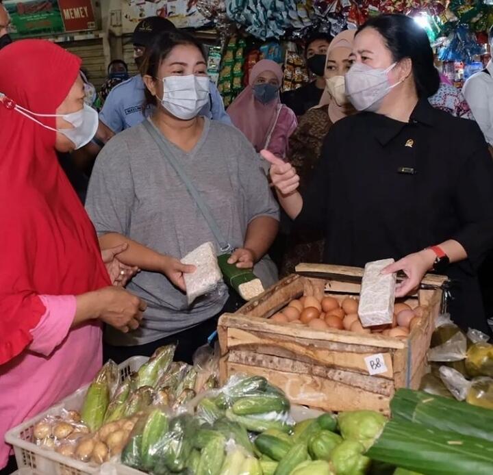 Puan: Produksi Normal, Kok Minyak Goreng Bisa Langka di Pasaran?