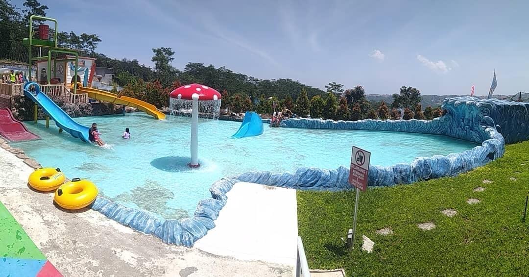 Omah'e Opa Waterpark Kendal: Harga Tiket, Daya Tarik, Lokasi &amp; Rute