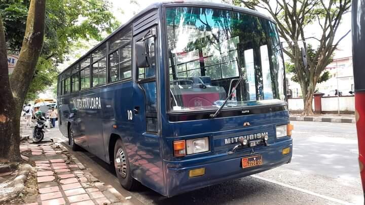 Bus Mitsubishi Milik TNI AU Ini Tampak Masih Mulus dan Terawat
