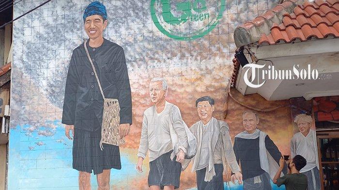 Ada Mural Gambar Vladimir Putin dan Jokowi di Solo, Apa Artinya?