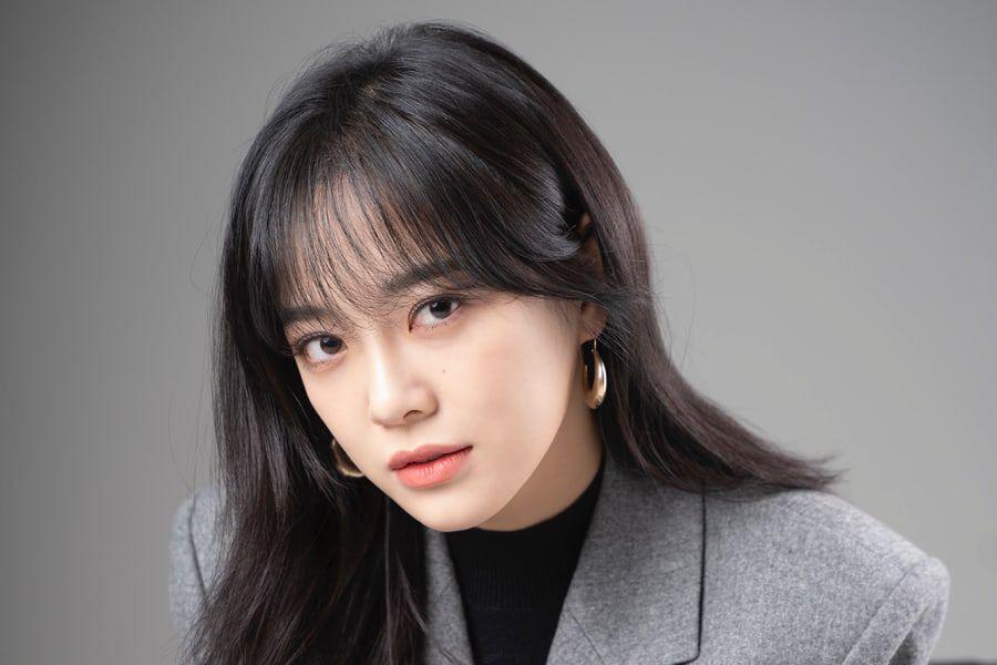 Ayah Kim Sejeong Diprediksi Tinggal di Indonesia