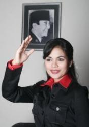 Puan Beri Alat Produksi Untuk Perajin Tempe, Eri Cahyadi: Hasilnya Kita Pasarkan