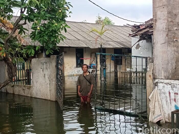 Tolong! Puluhan Rumah di Jaktim Ini Sudah Sepekan Kebanjiran 