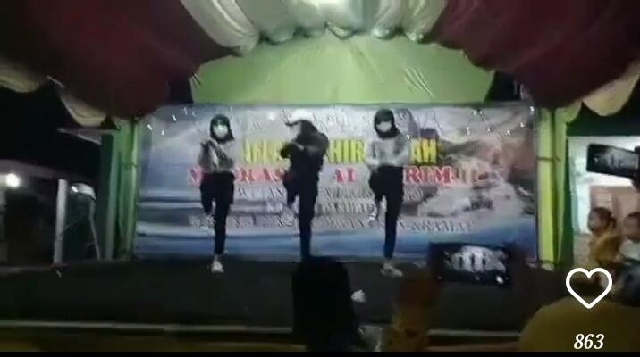 Beredar Video 3 Remaja Putri Joget Tik Tok di Acara Haflah Akhirusanah, Normalkah?