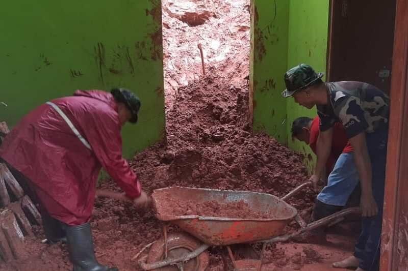 40 titik longsor terjadi di Kabupaten Wonosobo
