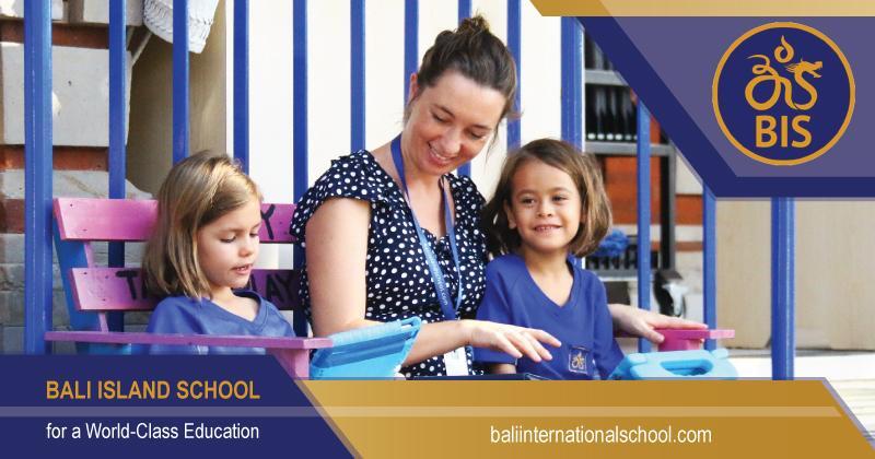 Mengapa banyak orang mengirim anak mereka ke sekolah dengan kurikulum IB?