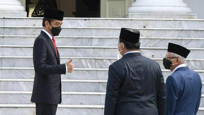 2024, Kyai Gugat Cerai Threesome Politik 2019