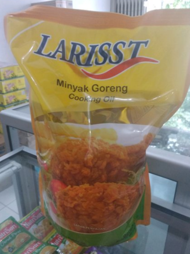 Lemes Bestie... Beli Minyak Goreng Udah Ga Antri Tapi Harganya Tinggi