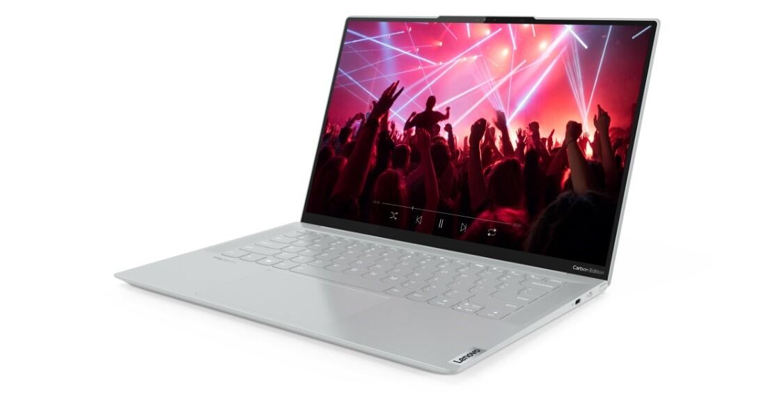 Laptop Elite Berbalur Carbon dan Berperforma Tinggi? Lenovo Yoga Slim 7 Jawabannya!