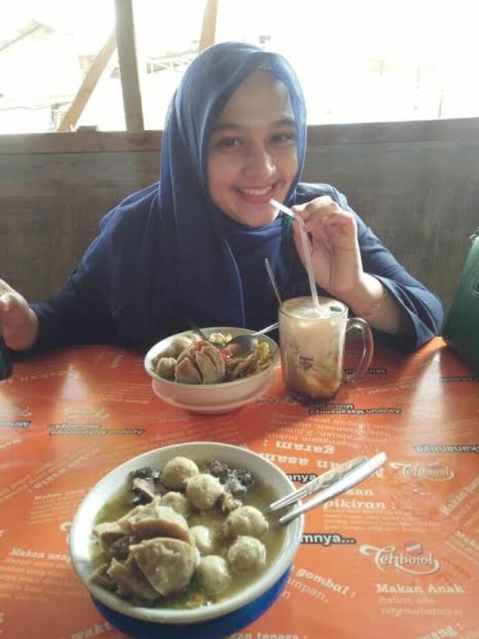 Gara-Gara Tulisan Ini Jualan Bakso Pak Jono Ramai Lagi, Idenya Perlu Dicoba, Gan!