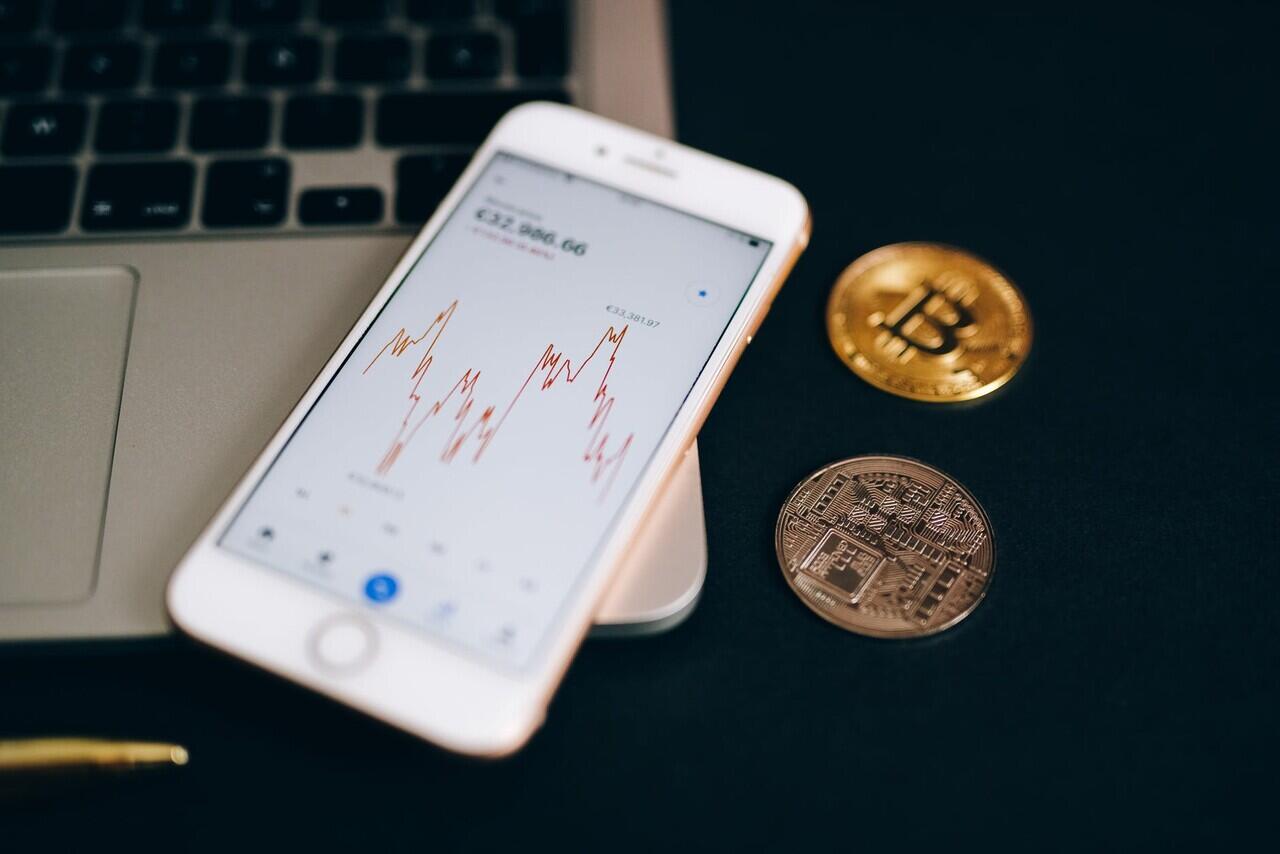 Harga Bitcoin Melambung, Altcoin Catatkan Penguatan di Akhir Minggu