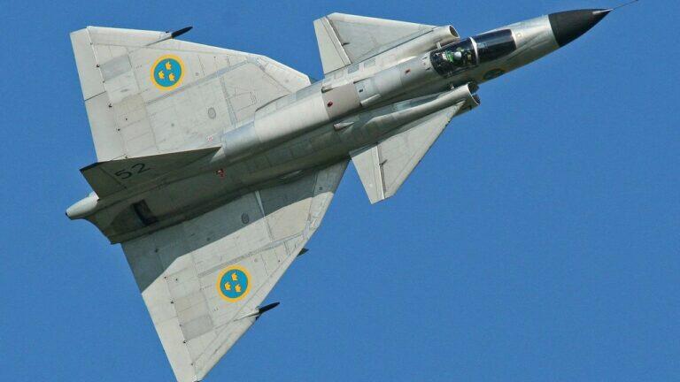 Saab A-36 | Pesawat Bomber Pembawa Senjata Nuklir Buatan Swedia yang Batal Diproduksi