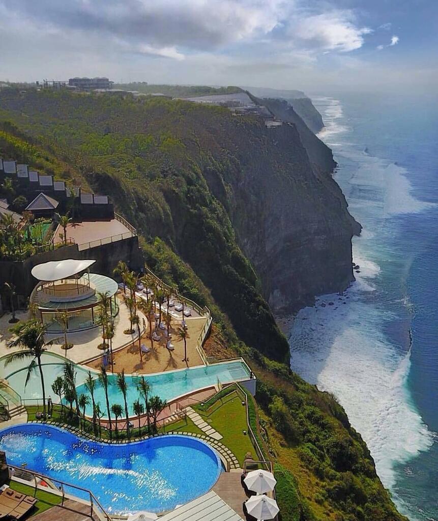 #BikinBanggaIndonesia; Beyond The Cliff Sunset Yang Ada Di Bali