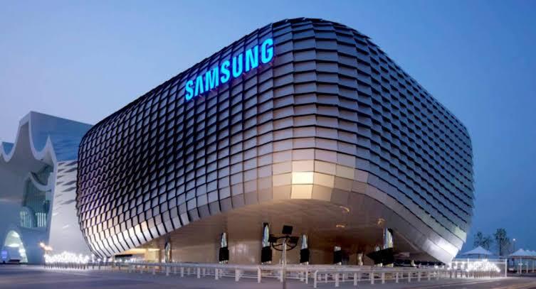 Imbas Simbol &quot;Z&quot; Rusia, Samsung Langsung Hapus Huruf Z Pada Kotak Seri Fold dan Flip 