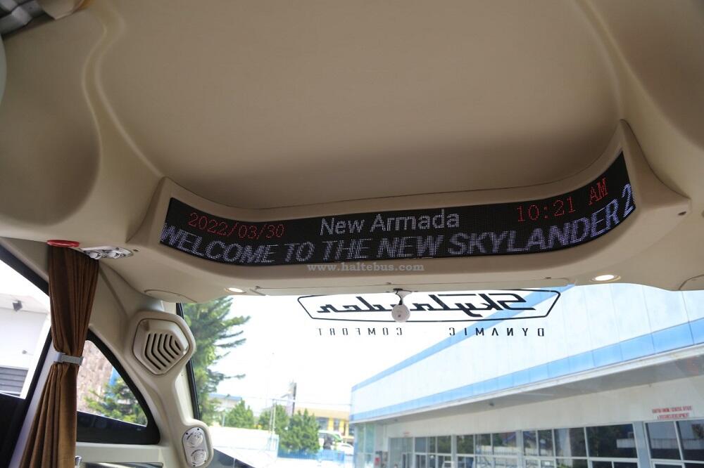 Inovasi Baru Skylander Karoseri New Armada, Layar LED Besar Di Belakang Bus!