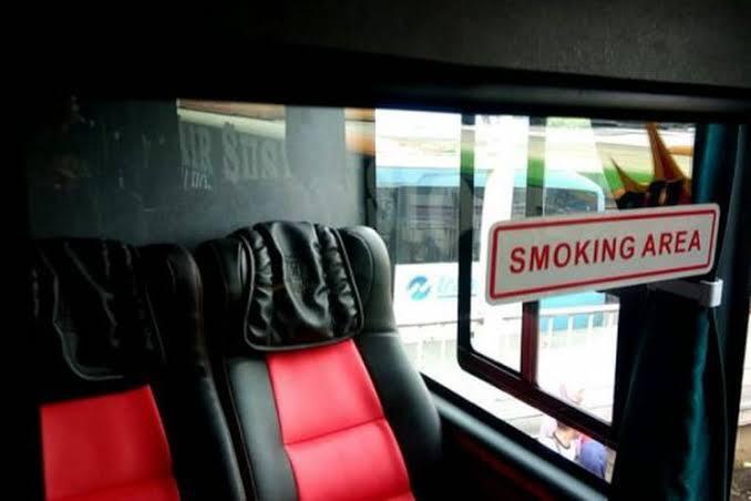 Plus Minus Sekat Bus, Aman Tapi Agak Bahaya