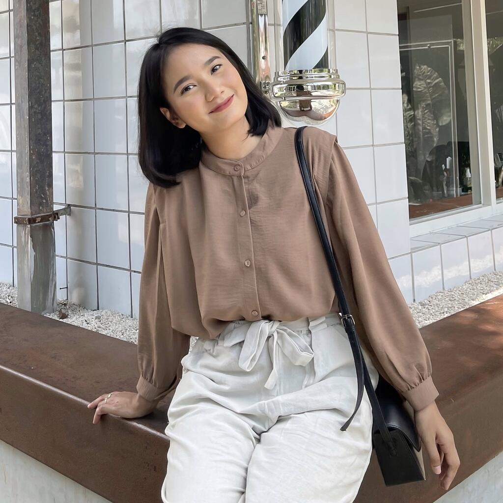 Nyari Baju Aesthetic? Ini 9 Rekomendasi Toko di Shopee yang Murah & Bagus