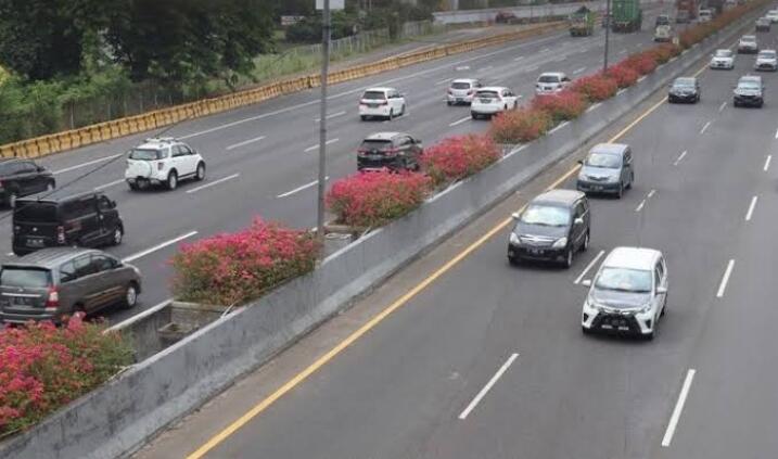 Ngebut Di Tol Boleh, Tapi Ikuti Aturan Main Ini (Dijamin Bebas Tilang!)