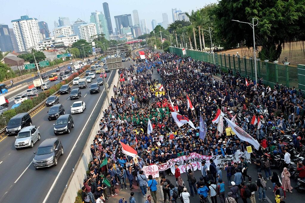 Rute Demo Mahasiswa 11 April 2022