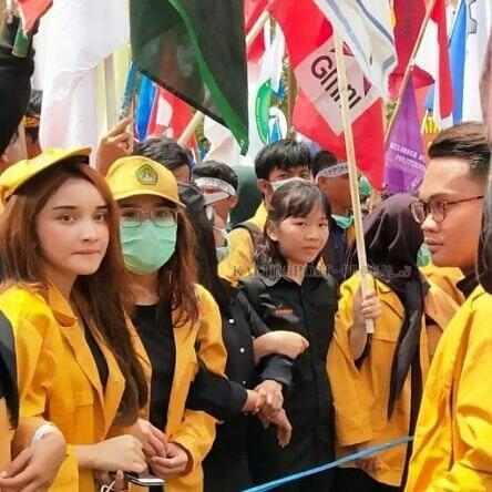 7 Hal yang Dirasakan Mahasiswa Ketika Ikut Demontrasi, GanSis Pernah Mengalaminya? 