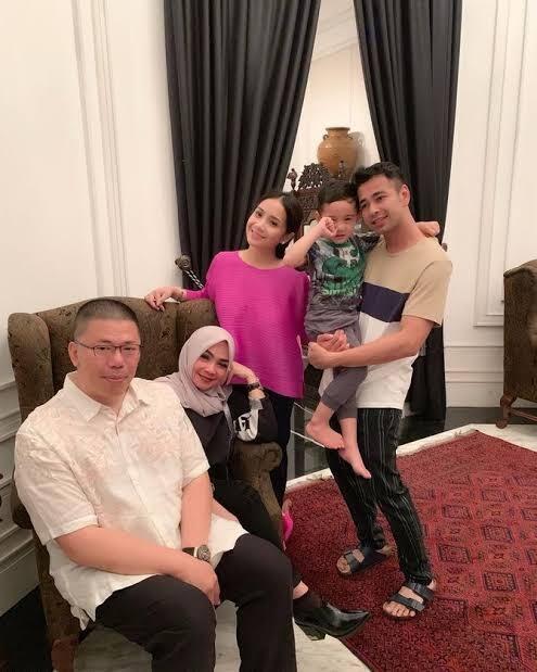 Sisi Lain Dari Rieta Amalia, Ibunda Nagita Slavina