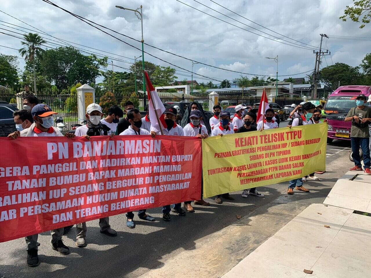 Mangkir 3 Kali, Aktivis Tuntut Jaksa Hadirkan Mardani Maming di Sidang PN Banjarmasin