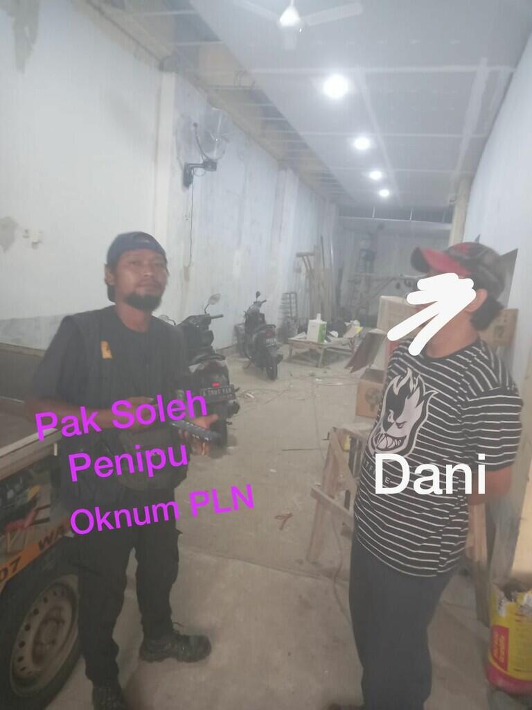 HELP !! OKNUM PLN PASANG BARU BAWA KABUR DUIT 11 JUTA SAYA , HARUS BAGAIMANA ?