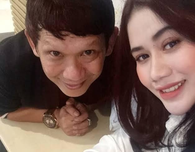 Mengapa Istri Komedian Cantik-cantik, Bukti Wanita Mencintai dari Hati?