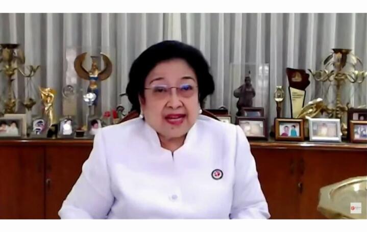 Megawati Kembali Bingung, Minyak Goreng Susah tapi Ibu2 Bisa Antre Beli Baju Lebaran 