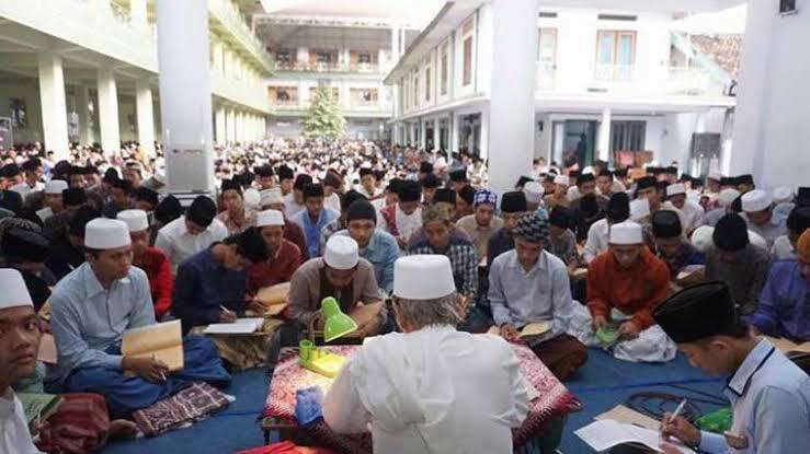 Puasa Ramadhan dan Tradisi Santri