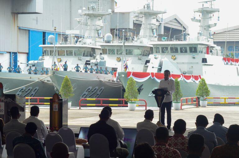 Presiden Jokowi Luncurkan KRI Panah 626, KCR-60M Keenam Buatan PT PAL