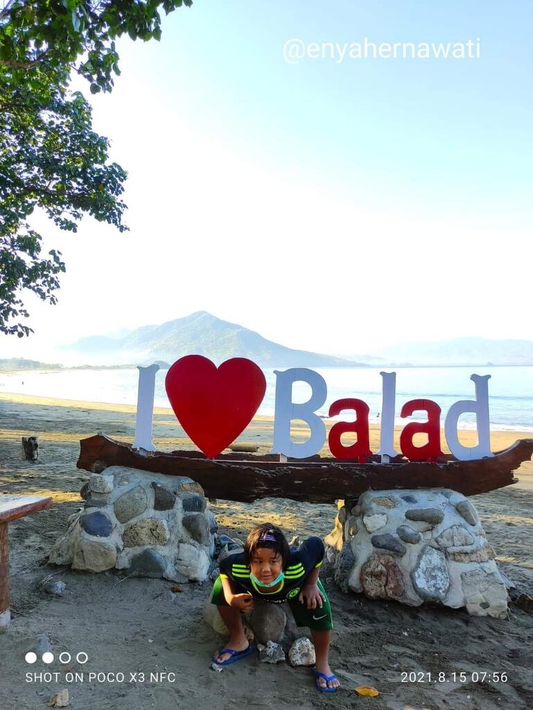 Pesona Pantai Balad di Taliwang, Kabupaten Sumbawa Barat, Nusa Tenggara Barat