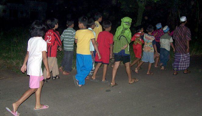 Jalan-jalan Subuh Saat Ramadan, Kenapa Anak-anak dan Remaja yang Lebih Antusias?