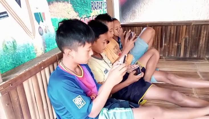 3 Alasan Kenapa Gamer Indonesia Lebih Suka Main di Smartphone daripada PC