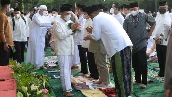 KETIKA PARA PEMIMPIN MEMBERIKAN KETENANGAN
