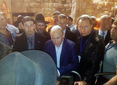 Putin Minta Maaf kepada PM Israel Atas Ucapan Menlu Rusia Soal Hitler Orang Yahudi