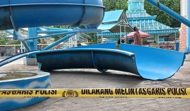 Perosotan Waterpark Surabaya Ambrol dan Celakakan Pengunjung, Harap Jadikan Pelajaran