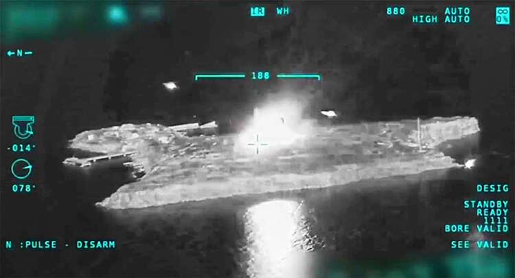 Ukraine Strikes Back: Duo Flanker Gempur Pulau Ular, Bayraktar TB2 Memangsa Serna