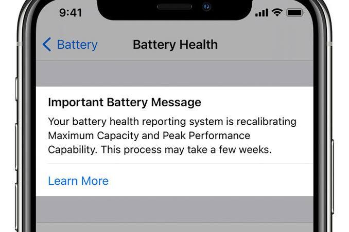 Pengguna iPhone Mengeluh Baterainya Cepat Lowbat setelah Upgrade ke iOS 15.4