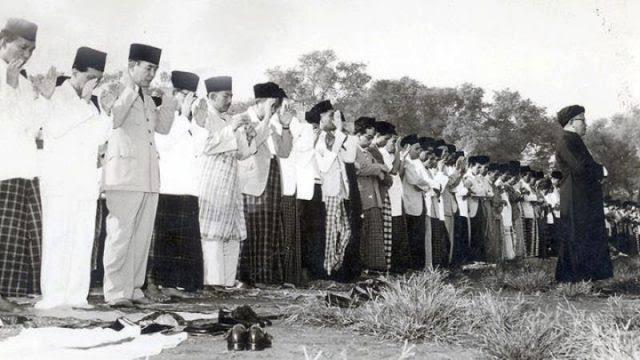 Cerita Puan tentang Bung Karno Lolos dari Bidikan Penembak Jitu saat Sholat Idul Adha