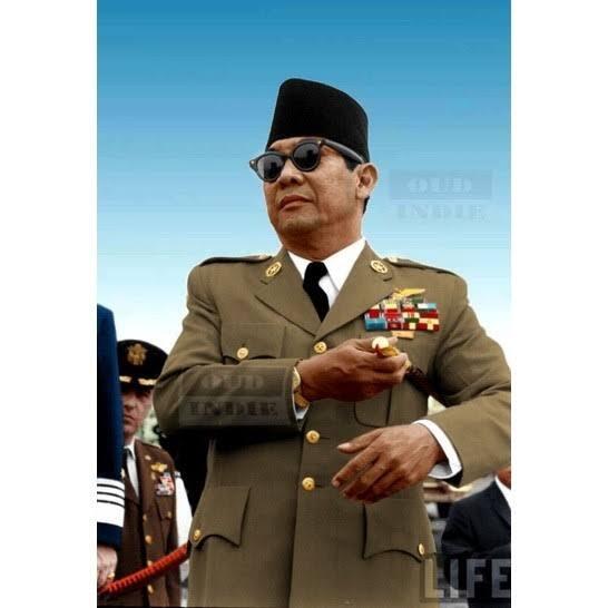 Cerita Puan tentang Bung Karno Lolos dari Bidikan Penembak Jitu saat Sholat Idul Adha