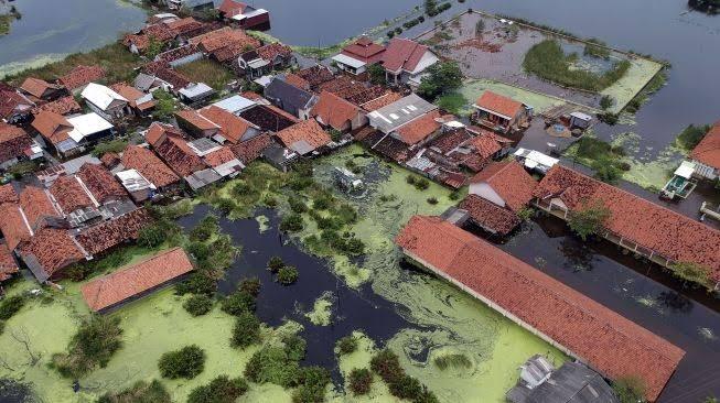 Postingan Warganet tentang Kondisi Banjir Rob di Kota Pekalongan