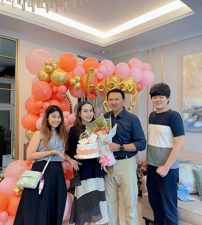 10 Momen Ultah Puput Nastiti yang ke-25, Dirayakan Bareng Ibu Mertua