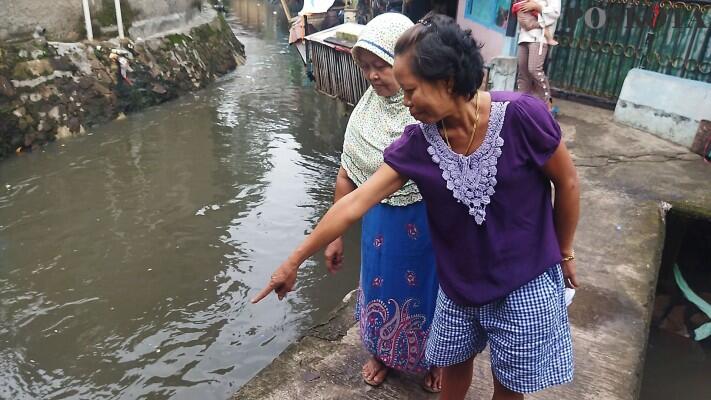 Awasi Anak-anak Saat Main Hujan, Beberapa Bahaya Ini Bisa Mengancam Keselamatan