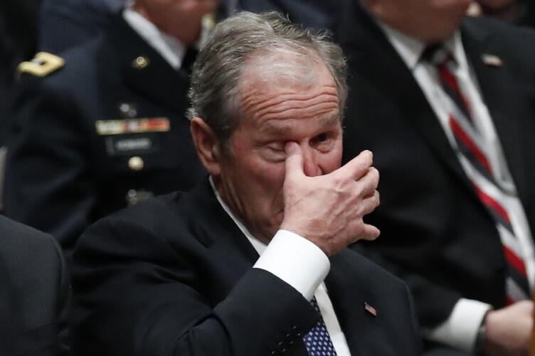 Berniat Cerca Rusia, Lidah George Bush Malah 'Keseleo' Akui Invasi AS ke Irak Brutal