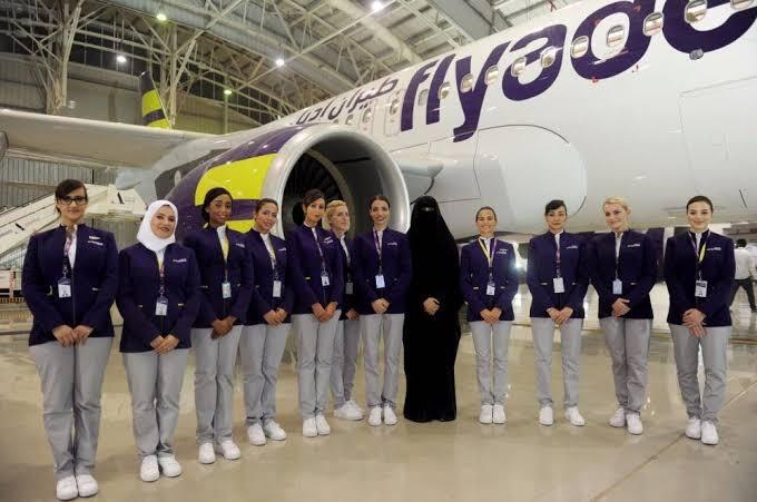 Awak Perempuan, Di Maskapai Penerbangan Arab Saudi Menjadi Sejarah Baru Dunia!