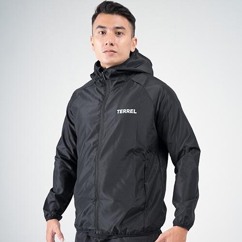 14 Rekomendasi Jaket Windbreaker Brand Lokal, Kualitasnya Bagus Gan!