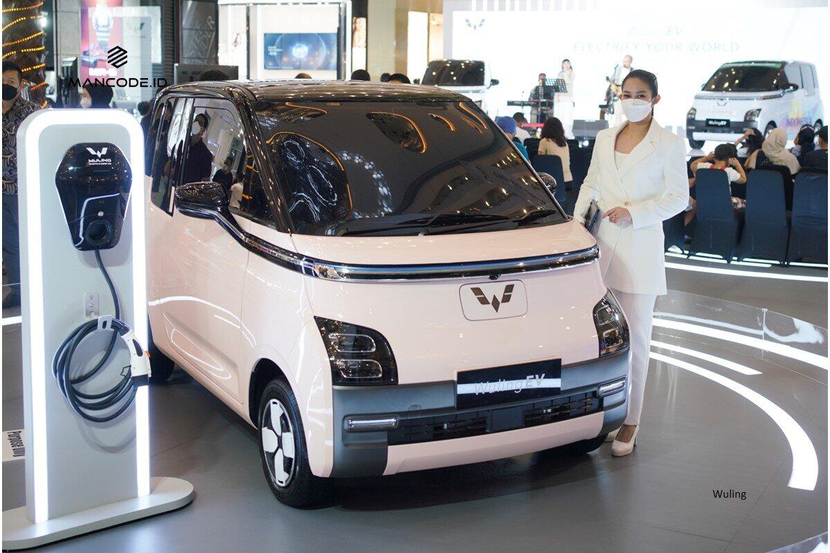 Ini Bedanya Wuling EV Indonesia dan Hongguang di China