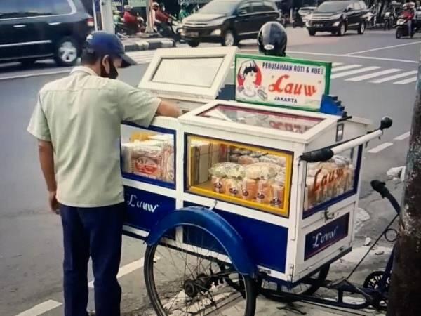 Legenda Roti Lauw, Makanan Jalanan Cikini-Gondangdia Ada Sebelum Indonesia Merdeka