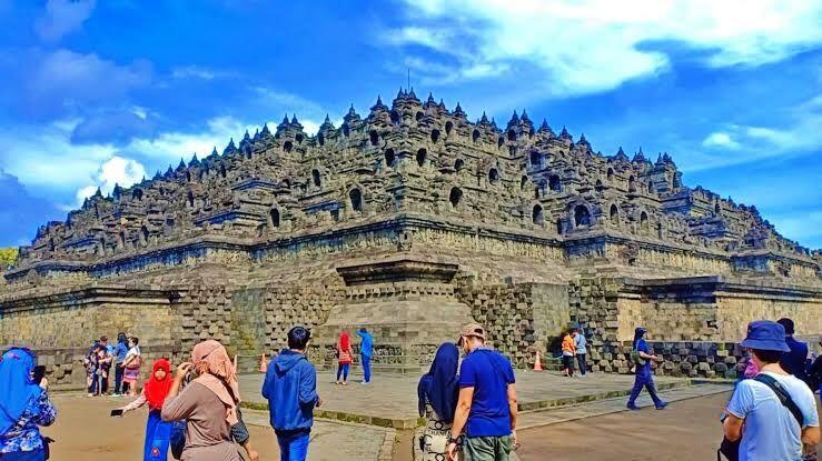 Pro Kontra Kenaikan Harga Tiket Candi Borobudur, 750K Bagi Wisatawan Lokal, Wajarkah?